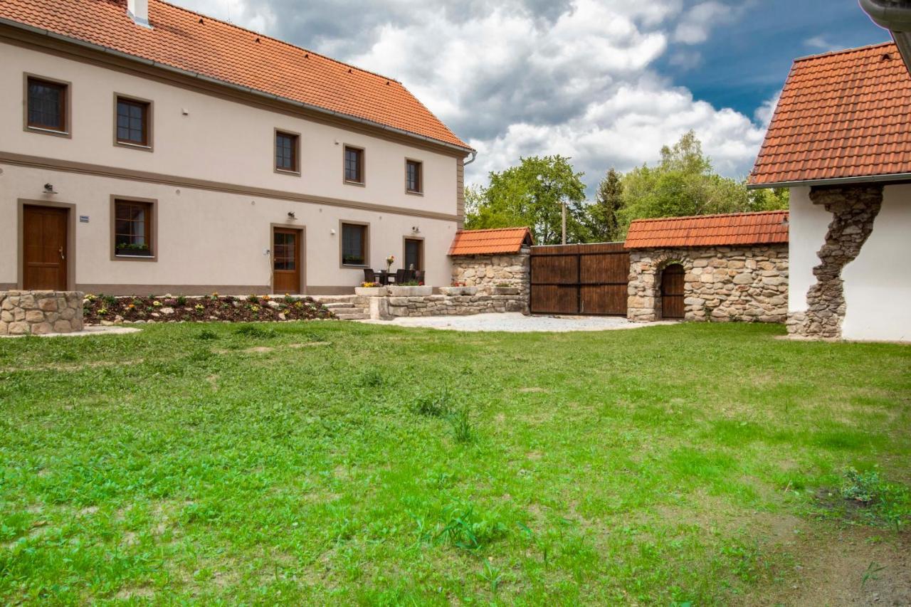 Residence Klazary U Zumberka Kamenna Buitenkant foto