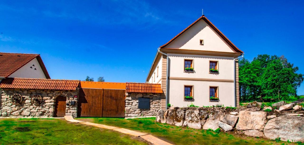 Residence Klazary U Zumberka Kamenna Buitenkant foto